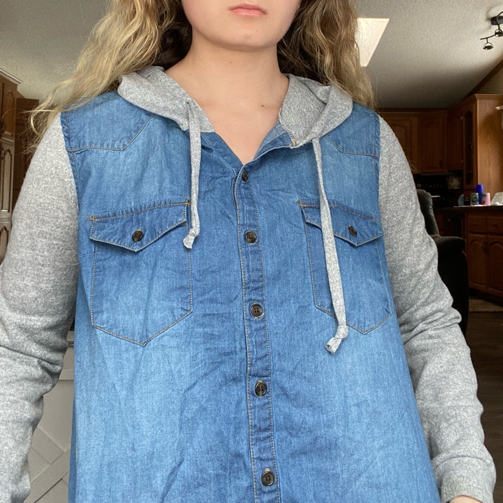 Long sleeve shirt